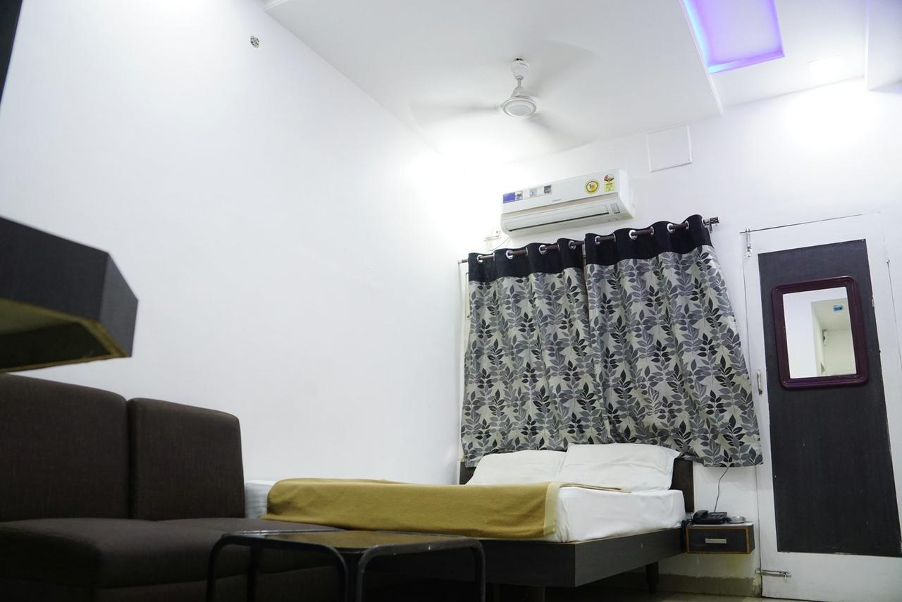 Hotel Paradise Nagpur Zewnętrze zdjęcie